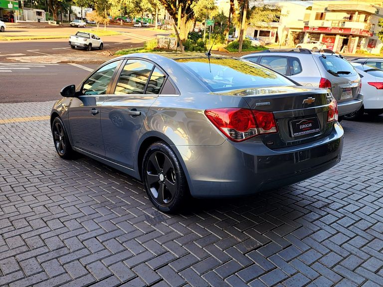 Chevrolet CRUZE LT 1.8 16V FlexPower 4p Aut.