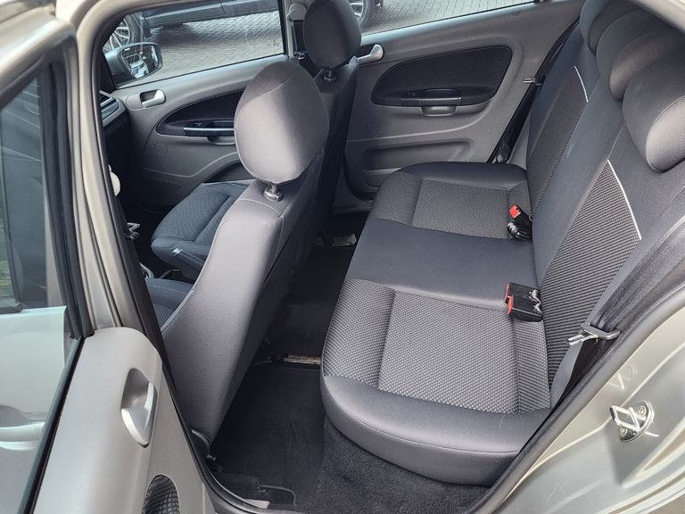 VolksWagen Gol Comfortline 1.6 T. Flex 8V 5p