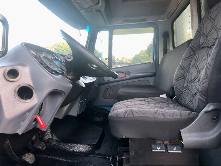 MERCEDES-BENZ L-1318 2p (diesel)