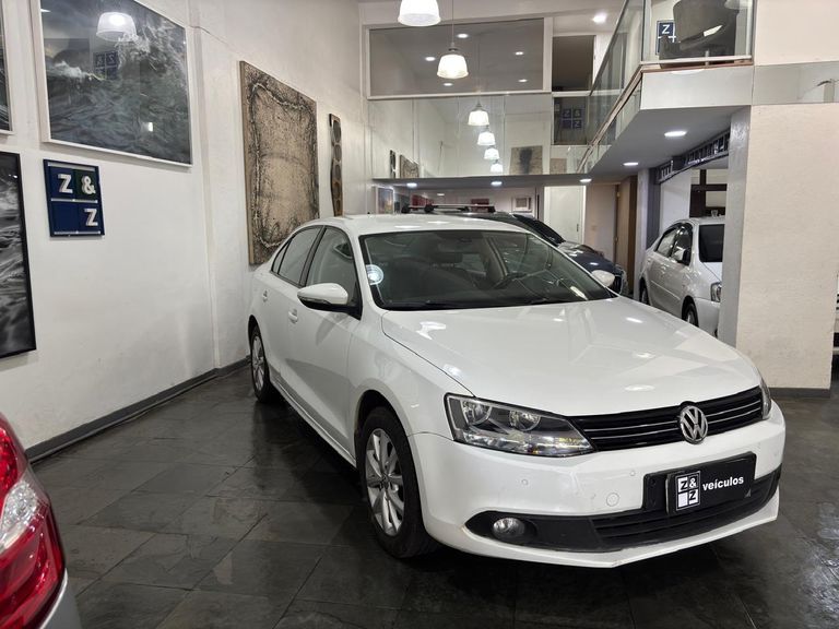 VolksWagen JETTA Comfortline 2.0 T.Flex 8V 4p Tipt.