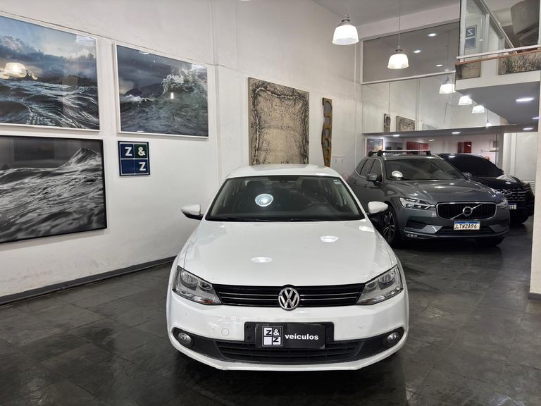 VolksWagen JETTA Comfortline 2.0 T.Flex 8V 4p Tipt.