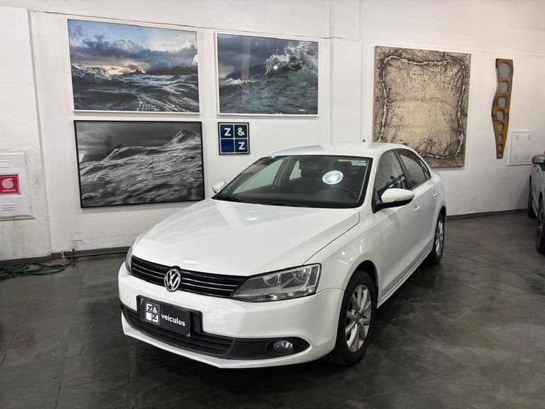 VolksWagen JETTA Comfortline 2.0 T.Flex 8V 4p Tipt.