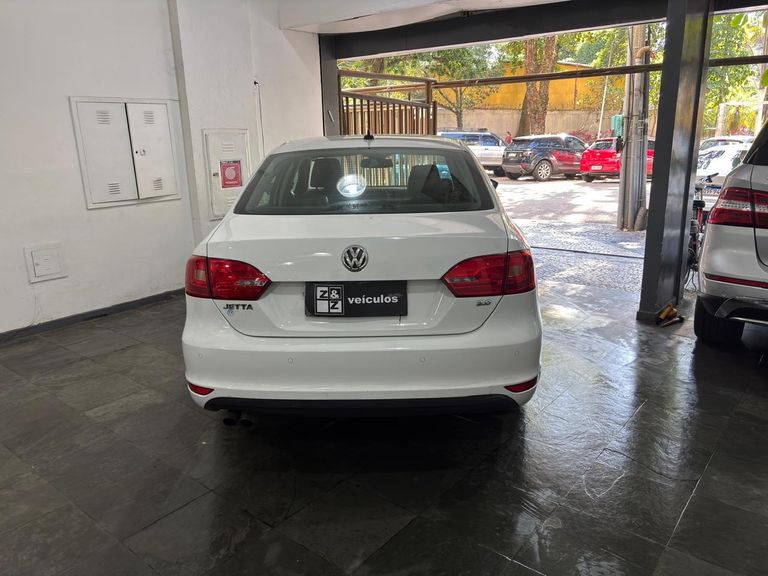 VolksWagen JETTA Comfortline 2.0 T.Flex 8V 4p Tipt.