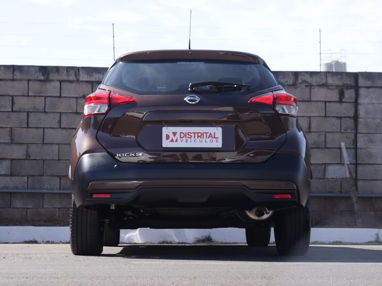Nissan KICKS SV 1.6 16V FlexStar 5p Aut.