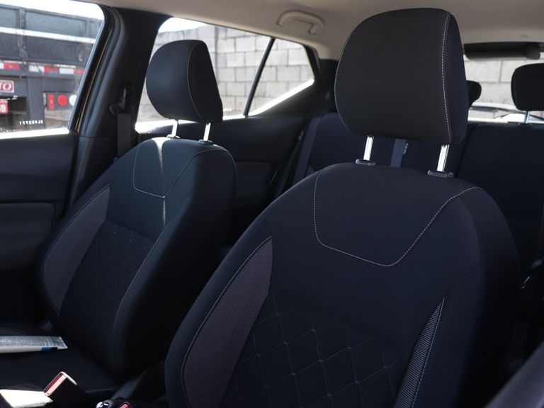 Nissan KICKS SV 1.6 16V FlexStar 5p Aut.