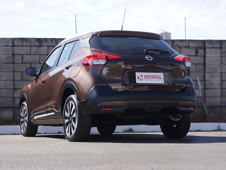 Nissan KICKS SV 1.6 16V FlexStar 5p Aut.