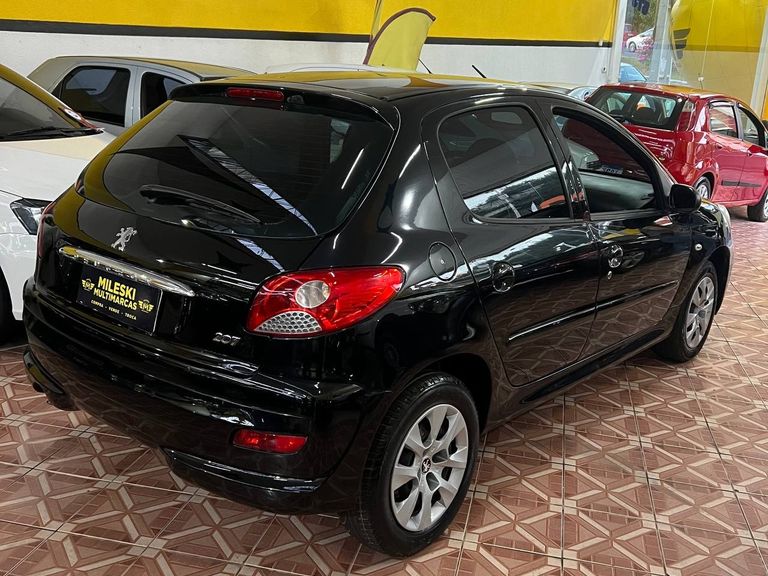 Peugeot 207 XR 1.4 Flex 8V 5p
