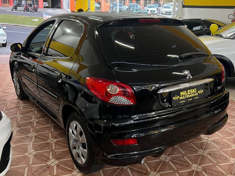 Peugeot 207 XR 1.4 Flex 8V 5p