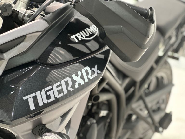 TRIUMPH TIGER 800 XRXL
