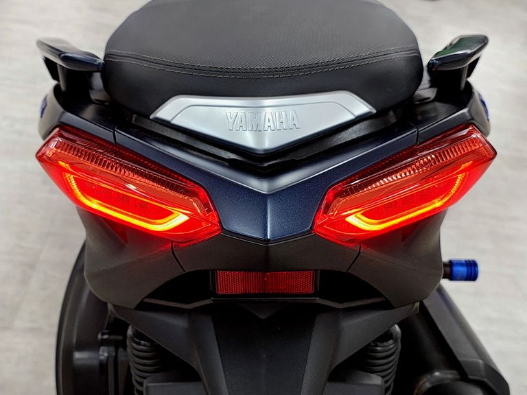 YAMAHA XMAX 250 ABS