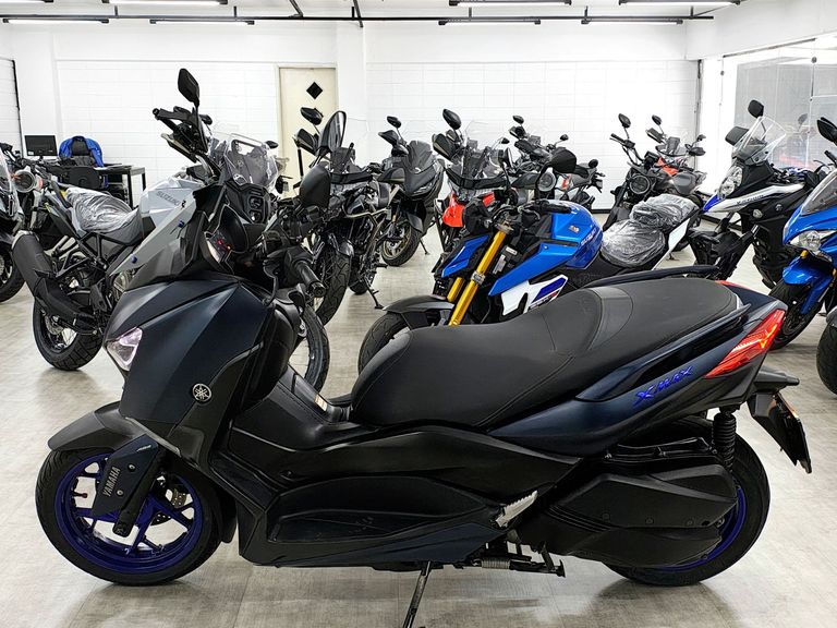 YAMAHA XMAX 250 ABS