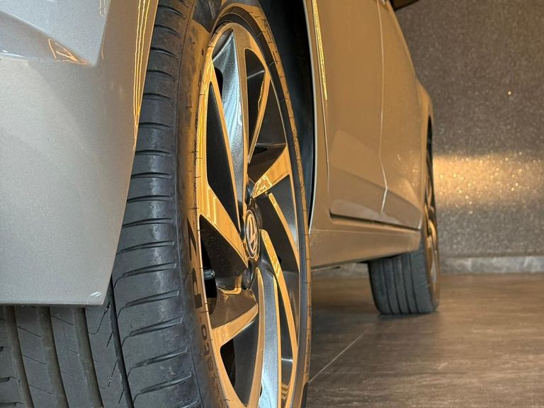 VolksWagen Polo Highline 200 TSI 1.0 Flex 12V Aut.