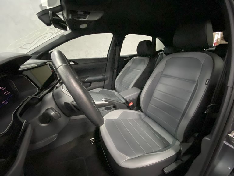 VolksWagen Nivus Highline 1.0 200 TSI Flex Aut.