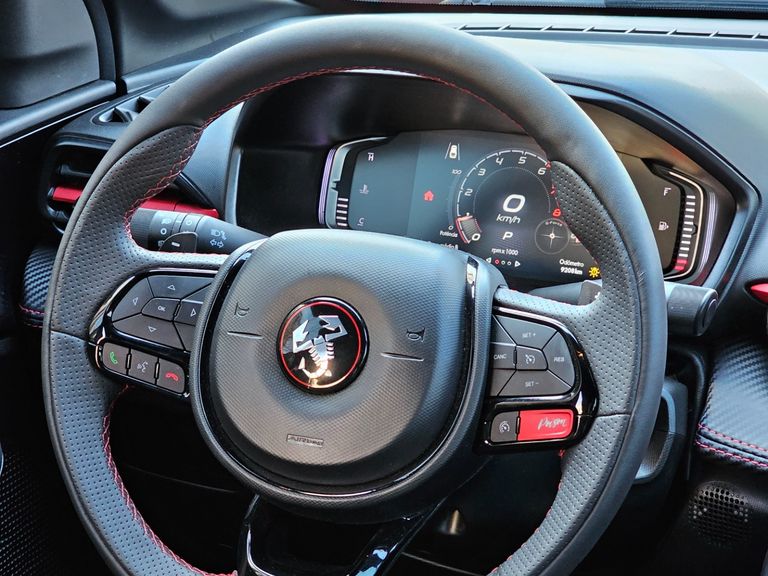 Fiat Fastback ABARTH Turbo Flex 1.3 Aut.