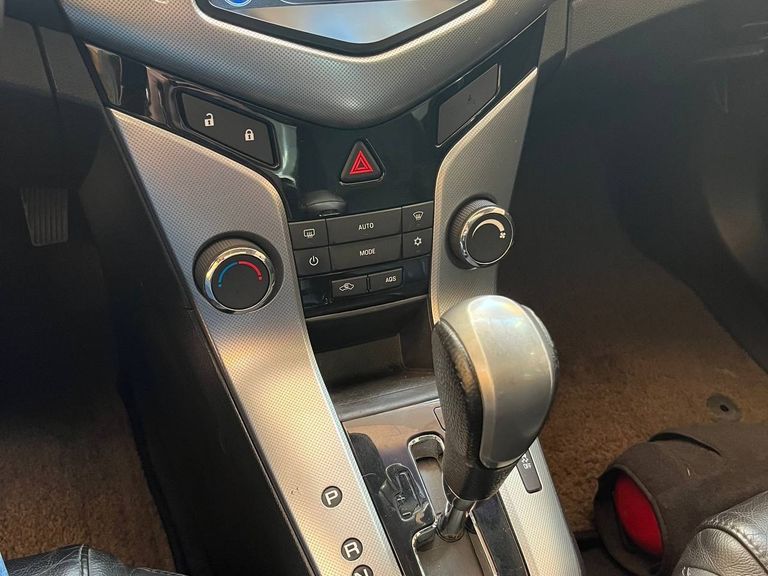 Chevrolet CRUZE LTZ 1.8 16V FlexPower 4p Aut.