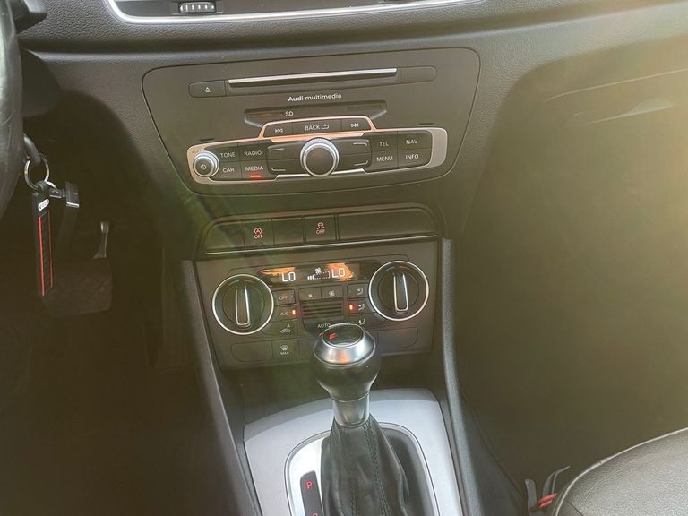 Audi Q3 1.4 TFSI/TFSI Flex S-tronic 5p