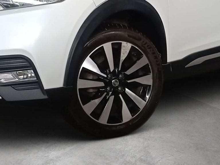 Nissan KICKS SV 1.6 16V FlexStar 5p Aut.