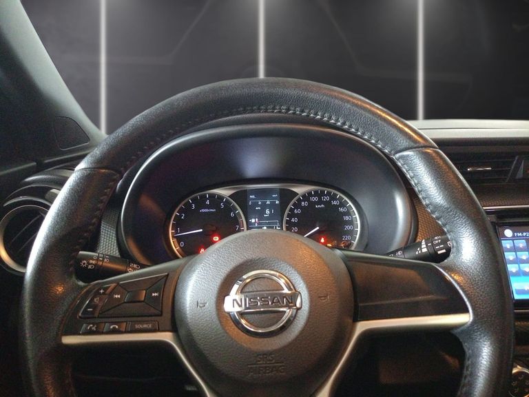 Nissan KICKS SV 1.6 16V FlexStar 5p Aut.