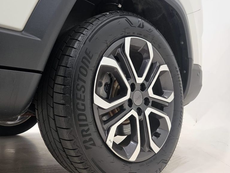 Jeep Commander Limited T270 1.3 TB Flex Aut.