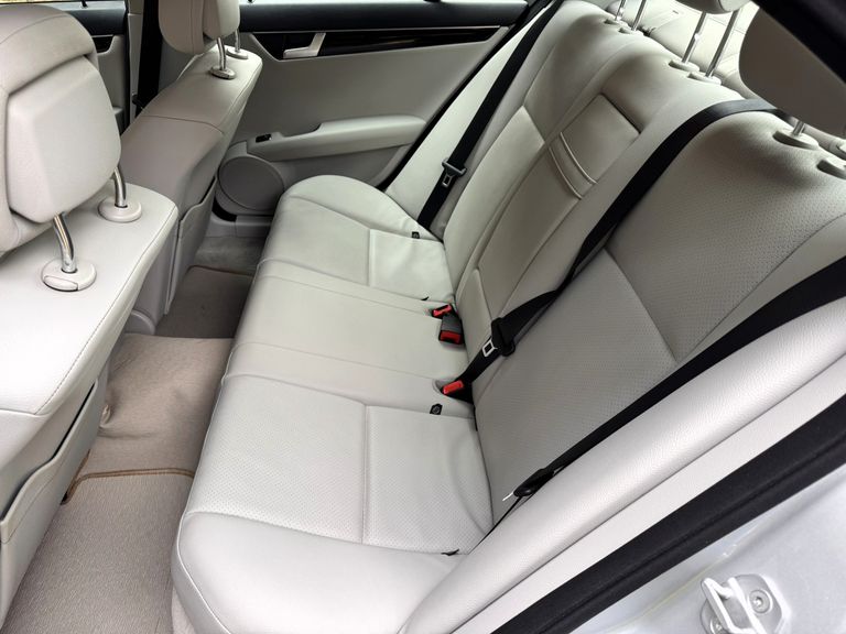 Mercedes C-180 CGI Classic 1.8 16V 156cv Aut.