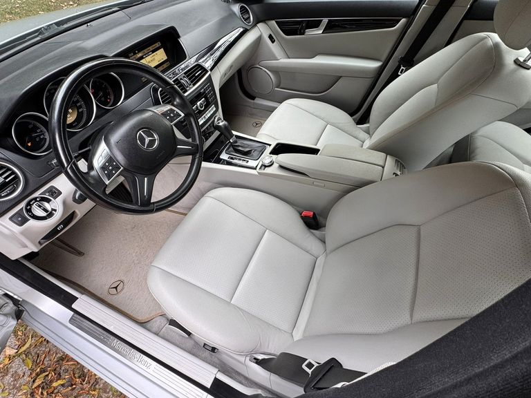 Mercedes C-180 CGI Classic 1.8 16V 156cv Aut.
