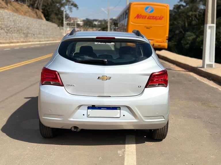 Chevrolet ONIX HATCH LT 1.4 8V FlexPower 5p Mec.