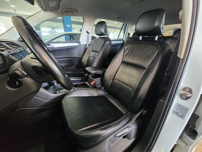 VolksWagen TIGUAN Allspac 250 TSI 1.4 Flex