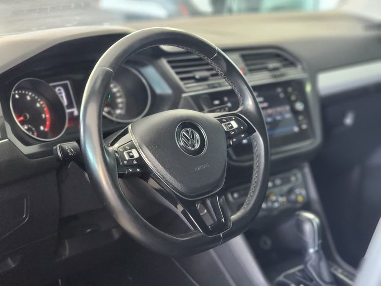 VolksWagen TIGUAN Allspac 250 TSI 1.4 Flex