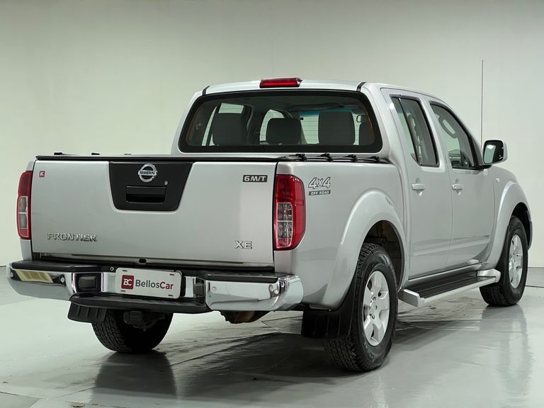 Nissan Frontier XE  CD 4x4 2.5 TB Diesel