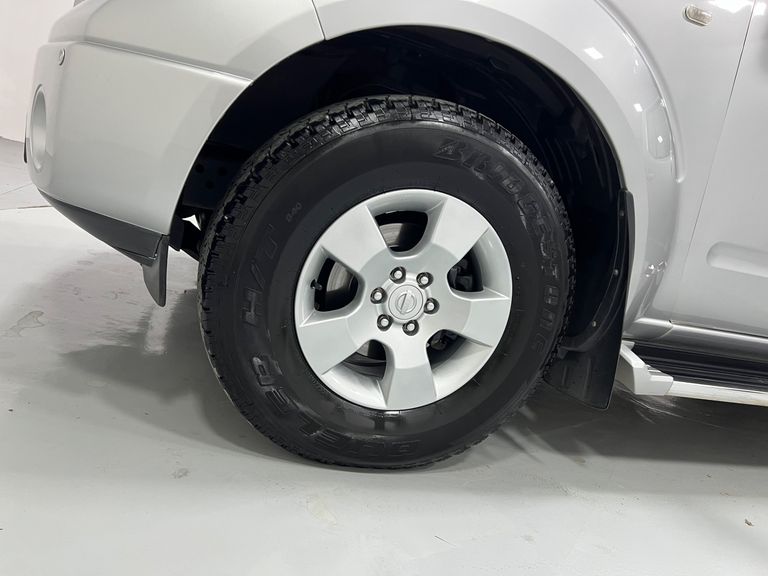 Nissan Frontier XE  CD 4x4 2.5 TB Diesel
