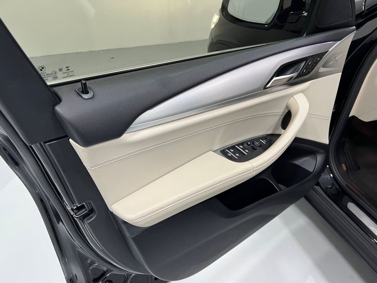 BMW X3 XDRIVE 20i 2.0/X-Line Bi-TB Flex Aut.