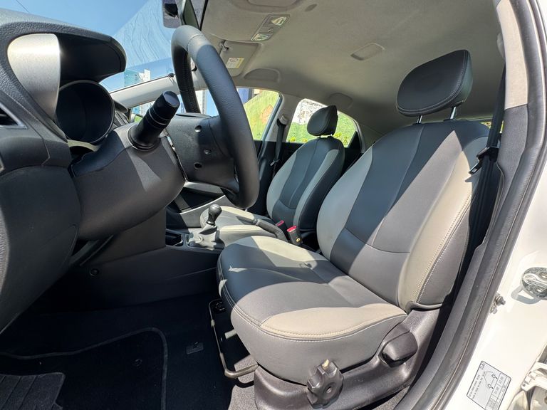 Hyundai HB20 Unique 1.0 Flex 12V Mec.