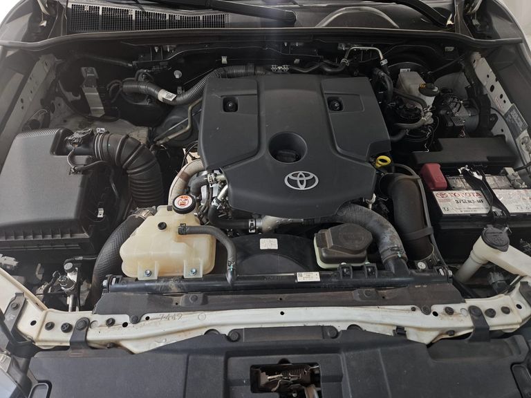 Toyota Hilux CD SRX Limited 4x4 2.8 TDI Die.Aut