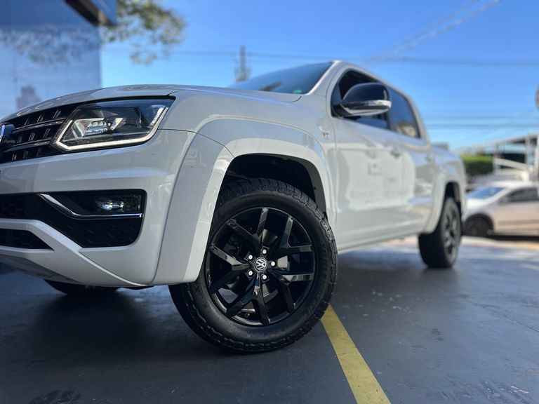 VolksWagen AMAROK Highline CD 3.0 4x4 TB Dies. Aut.