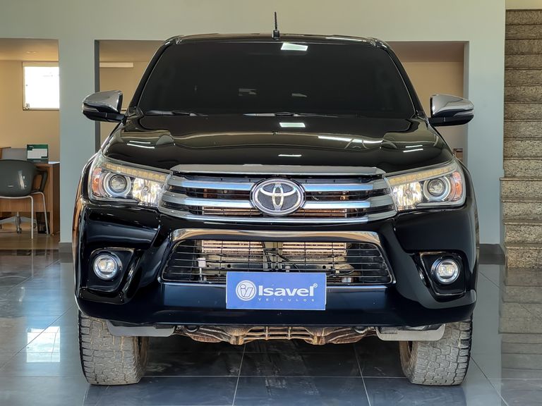 Toyota Hilux CD SRX 4x4 2.8 TDI 16V Diesel Aut.