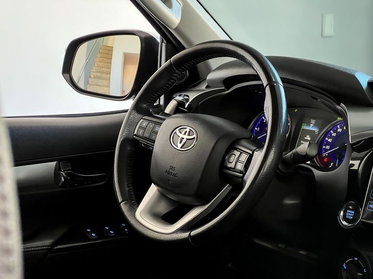 Toyota Hilux CD SRX 4x4 2.8 TDI 16V Diesel Aut.
