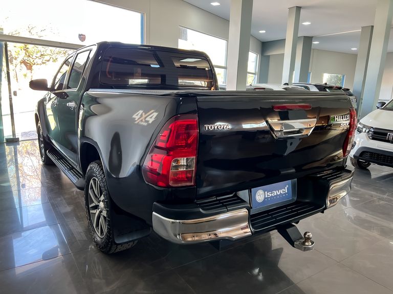 Toyota Hilux CD SRX 4x4 2.8 TDI 16V Diesel Aut.