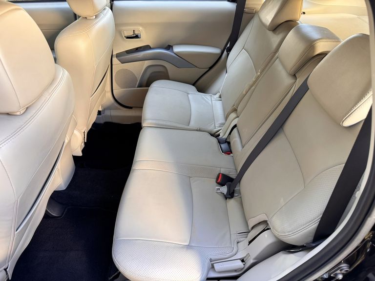 Mitsubishi OUTLANDER 3.0/ GT 3.0 V6 Aut.