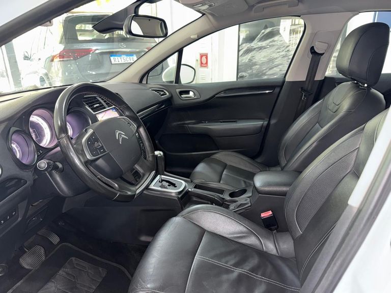 Citroën C4 LOUNGE Exclusive 1.6 Turbo 4p Aut.