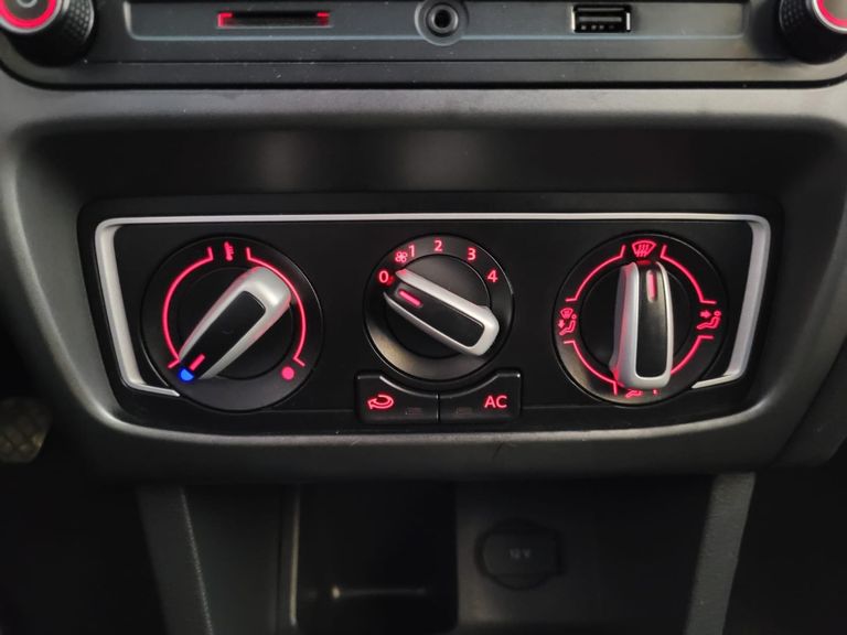 VolksWagen Fox Connect 1.6 Flex 8V 5p
