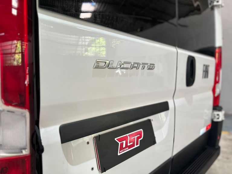 Fiat Ducato Minibus 2.2 Comf.19L Diesel (E6)