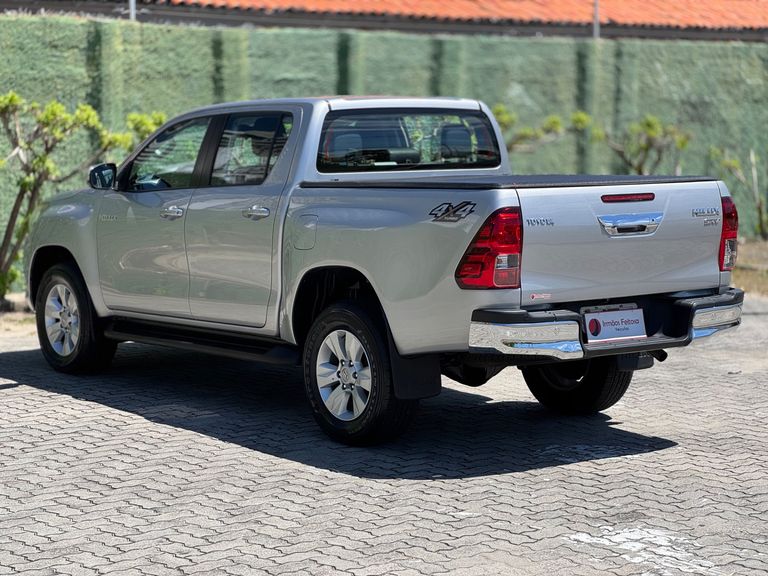 Toyota Hilux CD SRV 4x4 2.8 TDI Diesel Aut.