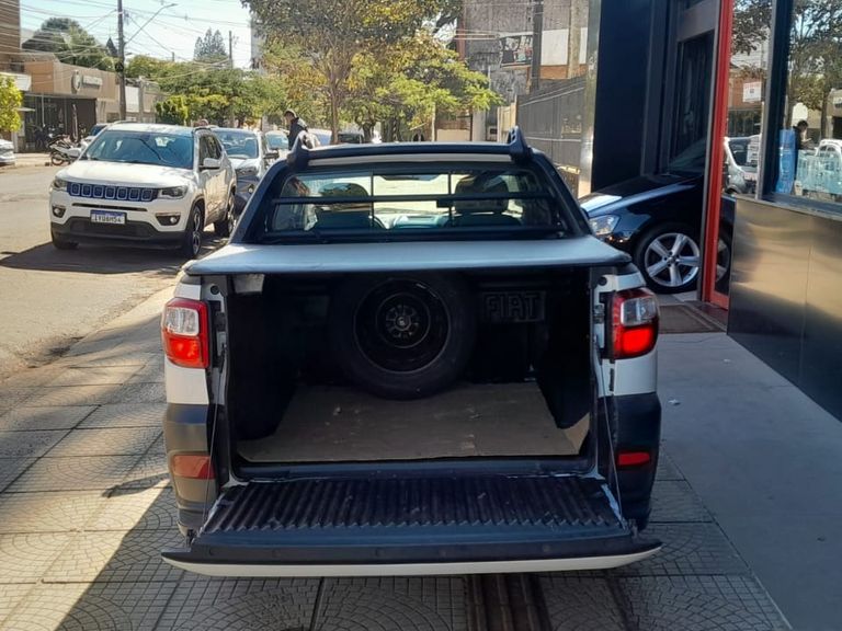 Fiat Strada Freedom 1.4 Flex 8V CD