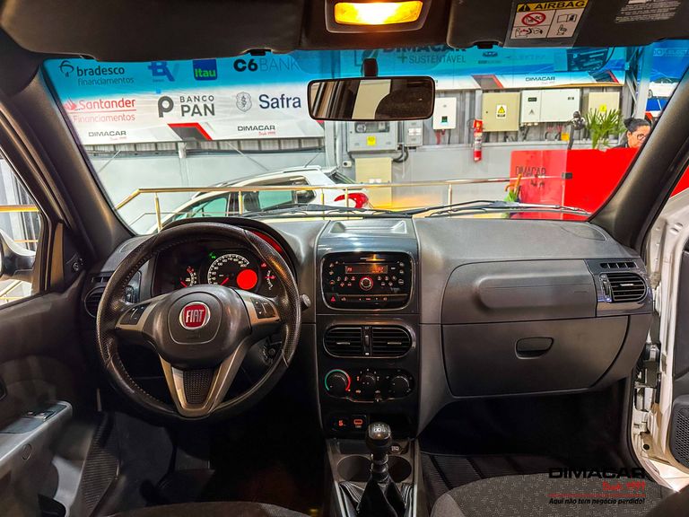 Fiat Strada Freedom 1.4 Flex 8V CD
