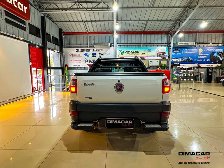 Fiat Strada Freedom 1.4 Flex 8V CD