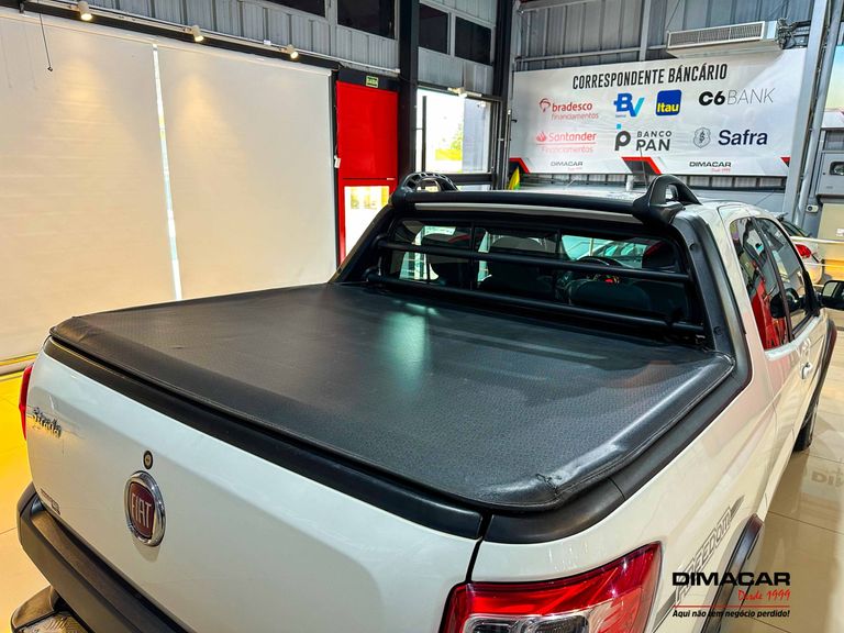 Fiat Strada Freedom 1.4 Flex 8V CD