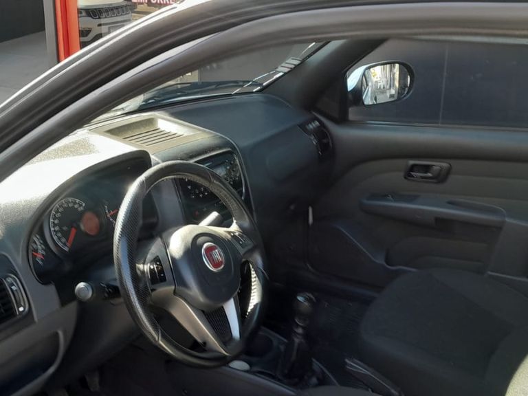 Fiat Strada Freedom 1.4 Flex 8V CD