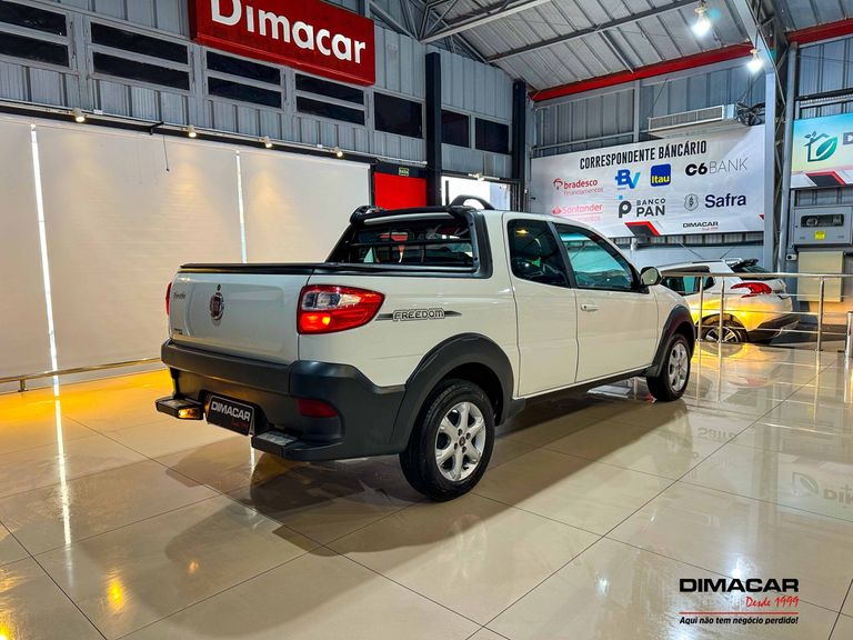 Fiat Strada Freedom 1.4 Flex 8V CD