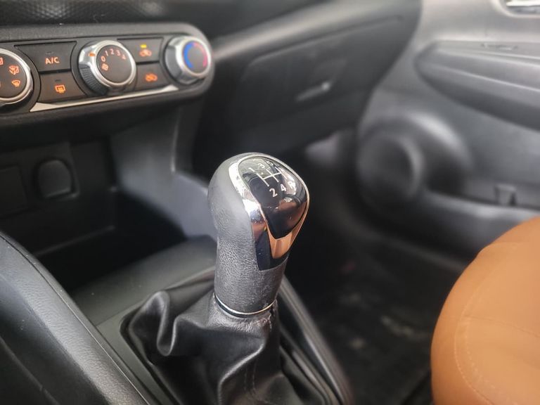 Nissan KICKS S 1.6 16V FlexStar 5p Mec.