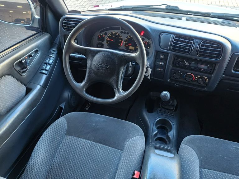 Chevrolet BLAZER ADVANTAGE 2.4 GASOLINA